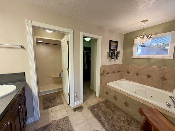 5th image of 2920 Ferry Hollow Rd