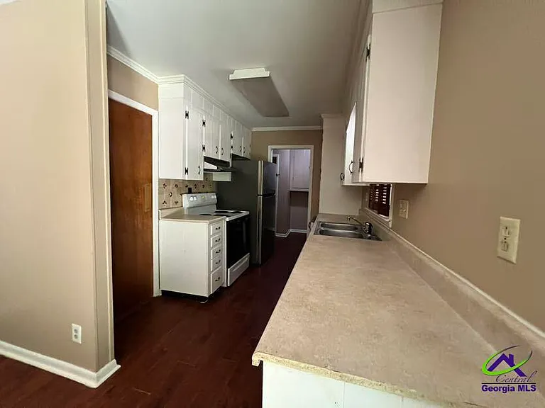 609 Arrowhead Trl — Photo 7