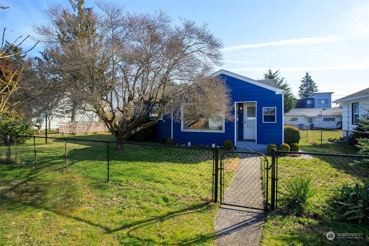 4333 S Alder Street photo 1