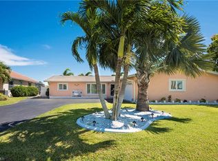 529 SE 19th Ct, Cape Coral, FL 33990
