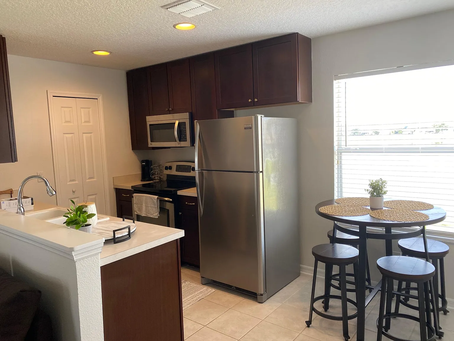 13618 Canopus Dr — Photo 3