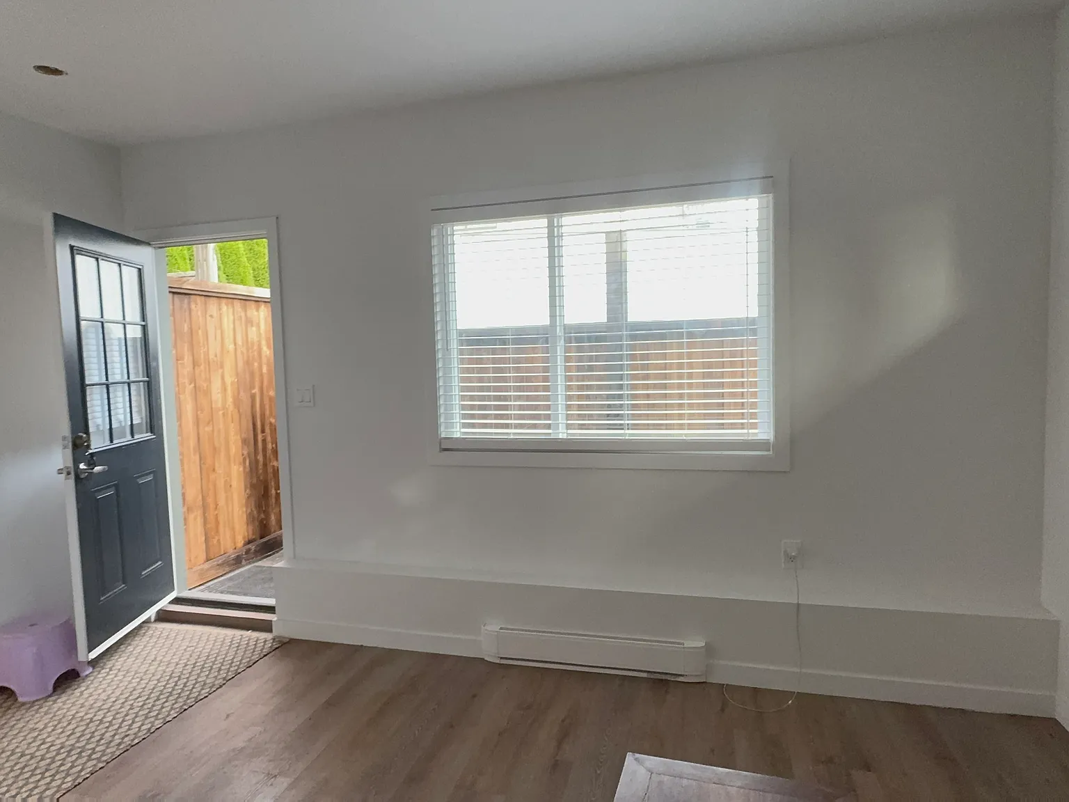 1 bed, 400 sqft, $2,200 — Photo 2