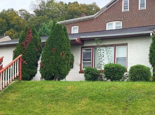 127 S 8th Ave, Coatesville, PA 19320