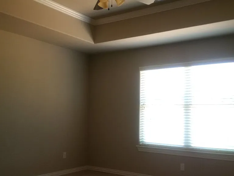 1486 S Blue Willow Ave — Photo 3