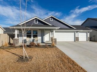 492 N Heliopolis Way, Star, ID 83669