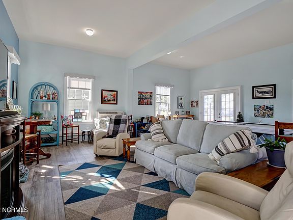 4th image of 4491 Pinewood Village Dr SE