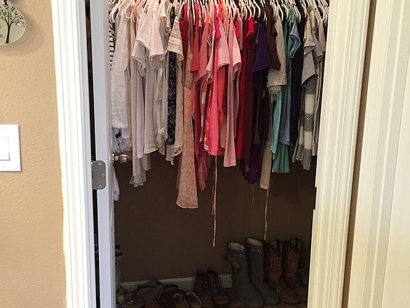 Master closet (view 1)