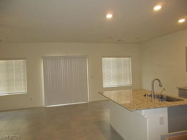 422 Canary Song Dr — Photo 8