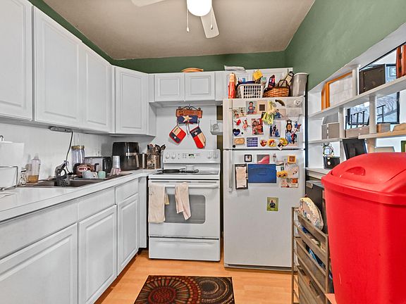 5th image of 3120 Cynthia Lane #206