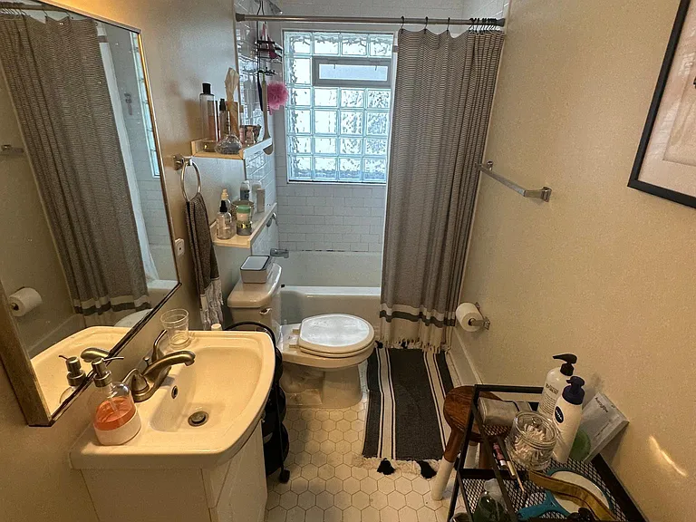 33 Norwood Ave — Photo 8