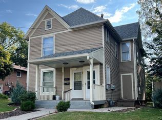 394 1/2 Nevada St, Dubuque, IA 52001