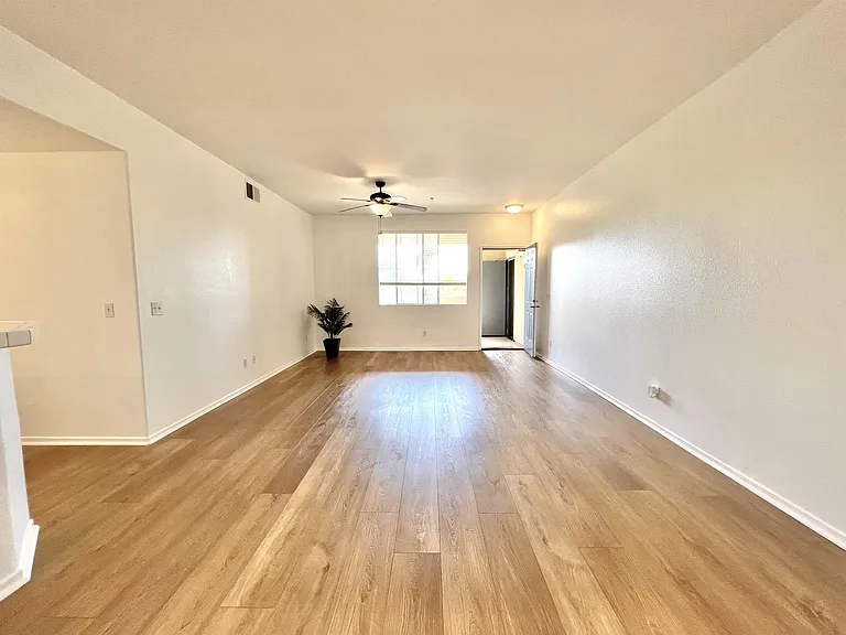 1388 Challis Pl #221-1-1 — Photo 7