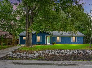 4 Crystal Springs Dr, Goose Creek, SC 29445
