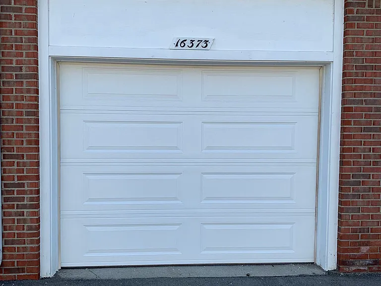 16373 Grandview Dr — Photo 3