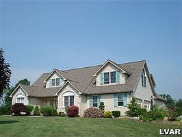 Home for Sale in Bushkill Twp, Pennsylvania $449,900