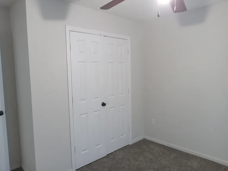 1601 Jefferson Ct — Photo 13