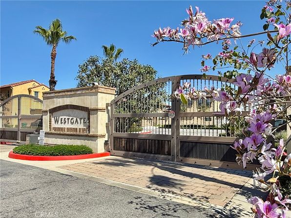 14371 Cambria Ct