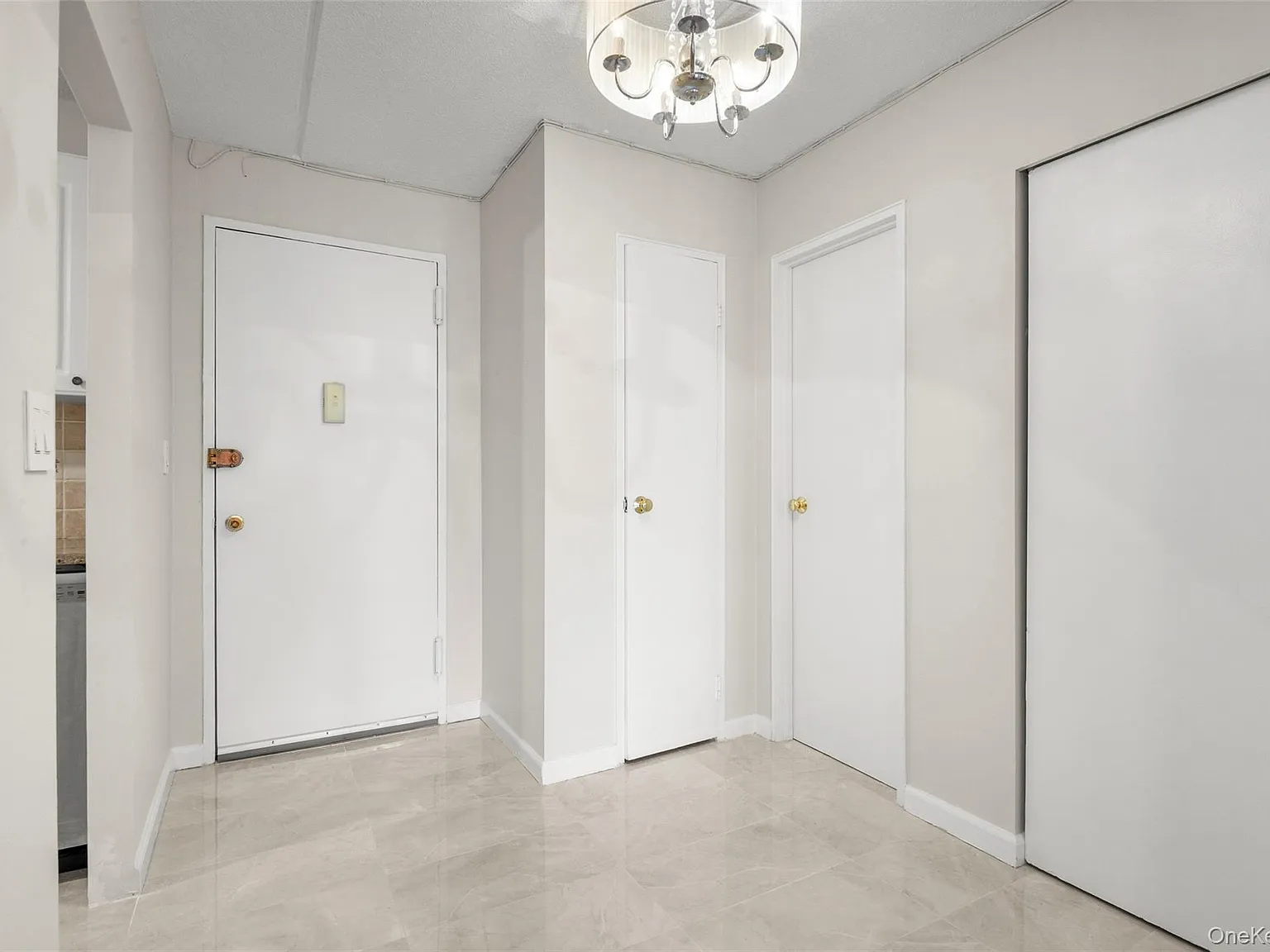 1 bed, 1.0 bath, 700 sqft, $2,850 — Photo 2