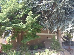 2440 NW 57th St APT 1, Seattle, WA 98107