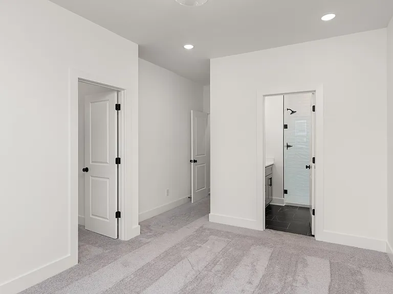 700 N Dupont Ave #115 — Photo 18