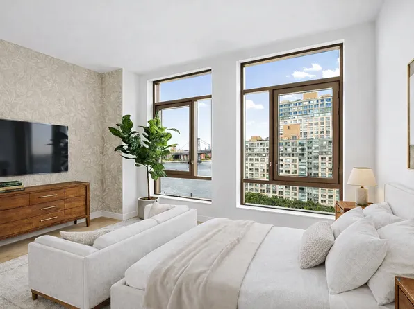 480 Kent Avenue image 1 of 17