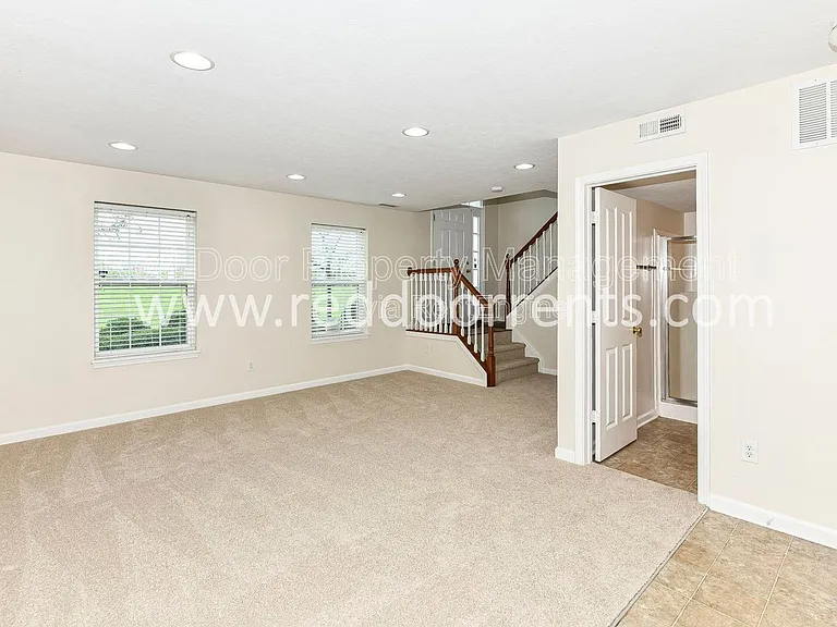 13340 Golden Gate Dr E — Photo 27