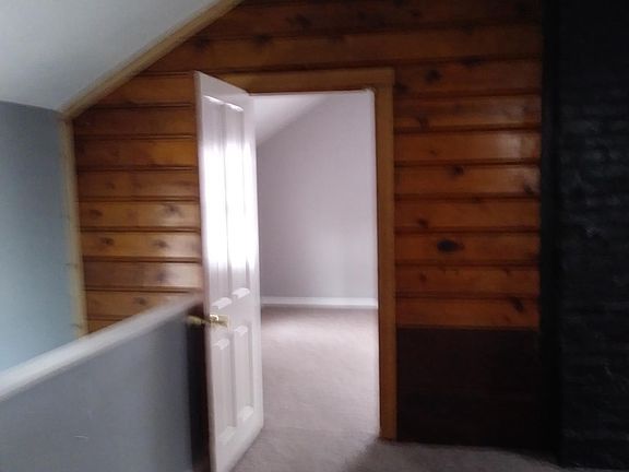 4th image of 821 S Blair St #2