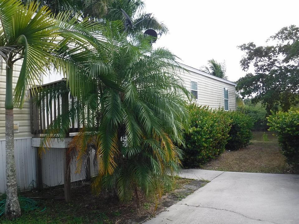 1st image of 47 E Flamingo Dr