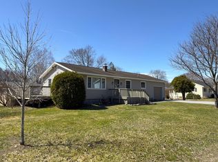 3 Green Knolls Ln, Rutland, VT 05701