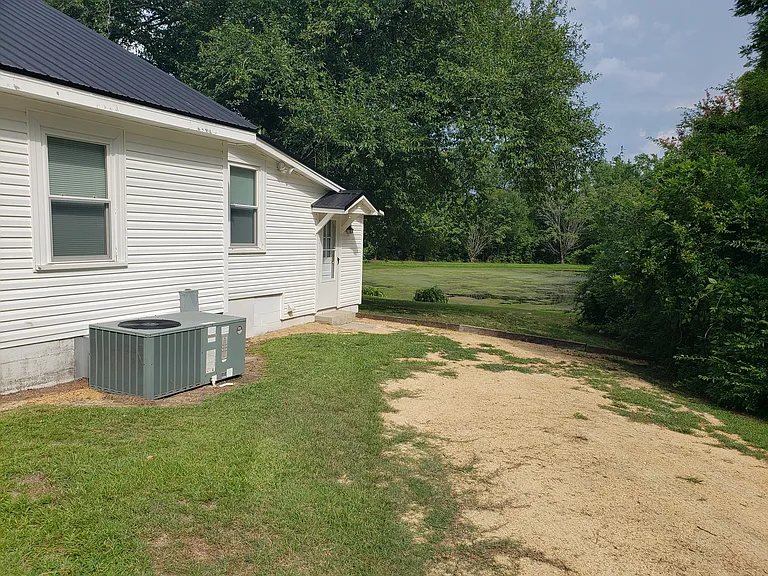 5292 Red Hill Church Rd — Photo 4