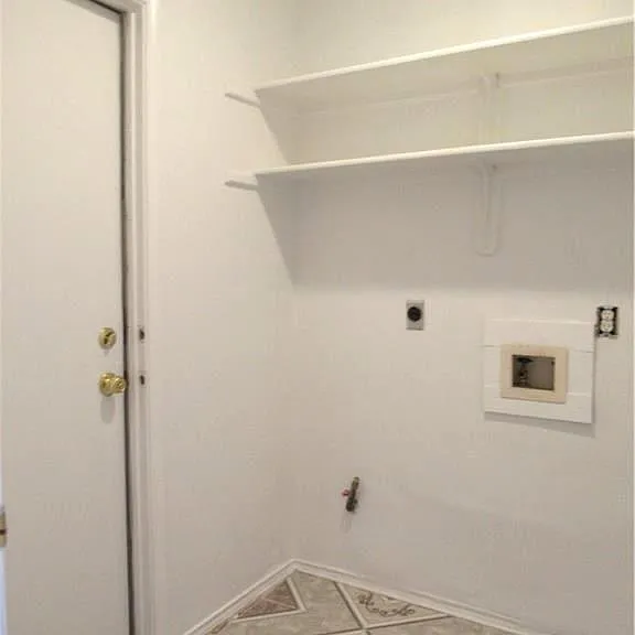 4723 Castleman Dr — Photo 23