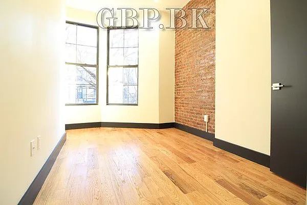 Rented by null | media 52