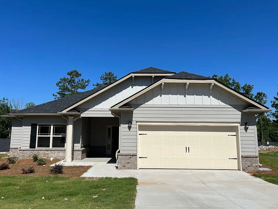 2220 Remington Dr