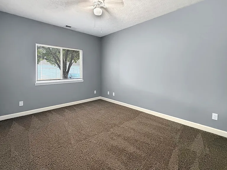 Cross Lake Apartments — Photo 109