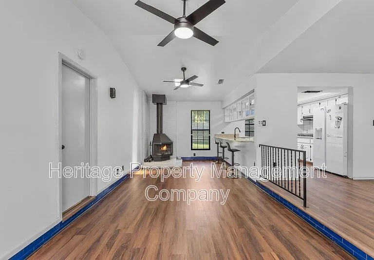2526 Town Briar St — Photo 17