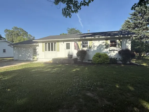 4286 Woodland St, Cass City, MI 48726