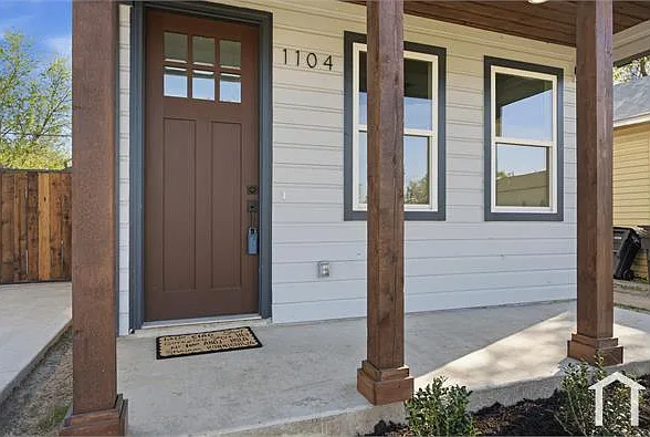 3 bed, 1604 sqft, $2,150 — Photo 3