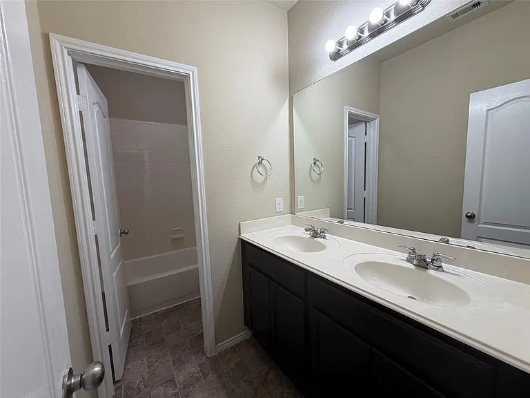 1134 Gem Stone Ct — Photo 19