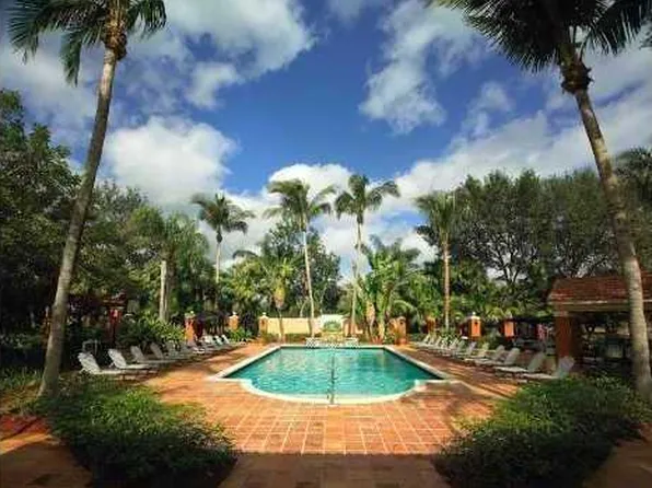 3207 Clint Moore Rd APT 201, Boca Raton, FL 33496