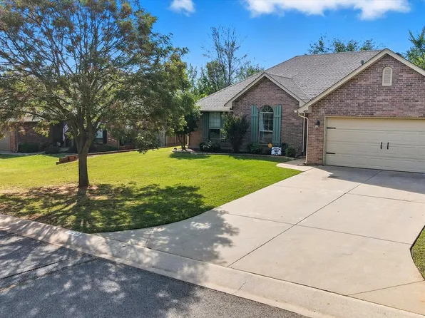 428 Clear View Dr, Washington, OK 73093