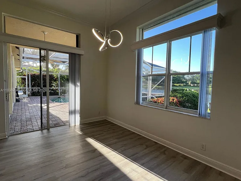 2408 Deer Creek Rd — Photo 12