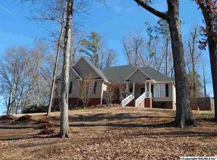 3437 Creek Path Rd, Guntersville, AL 35976