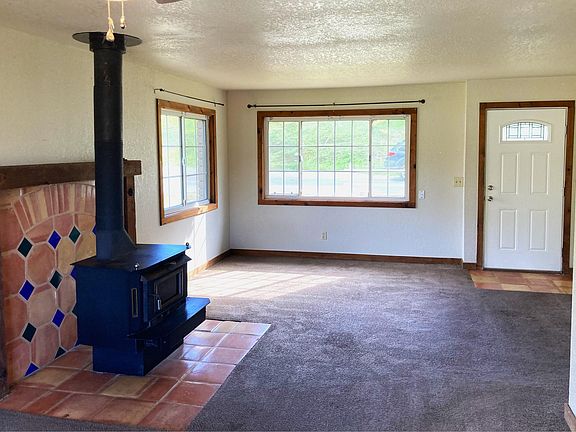 3rd image of 45218 Hammond Drive