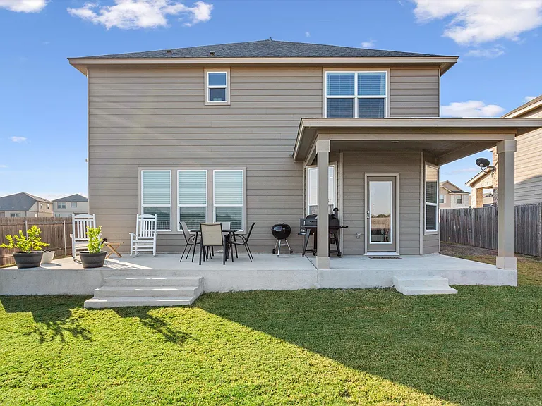 753 Bailey Park Dr — Photo 4