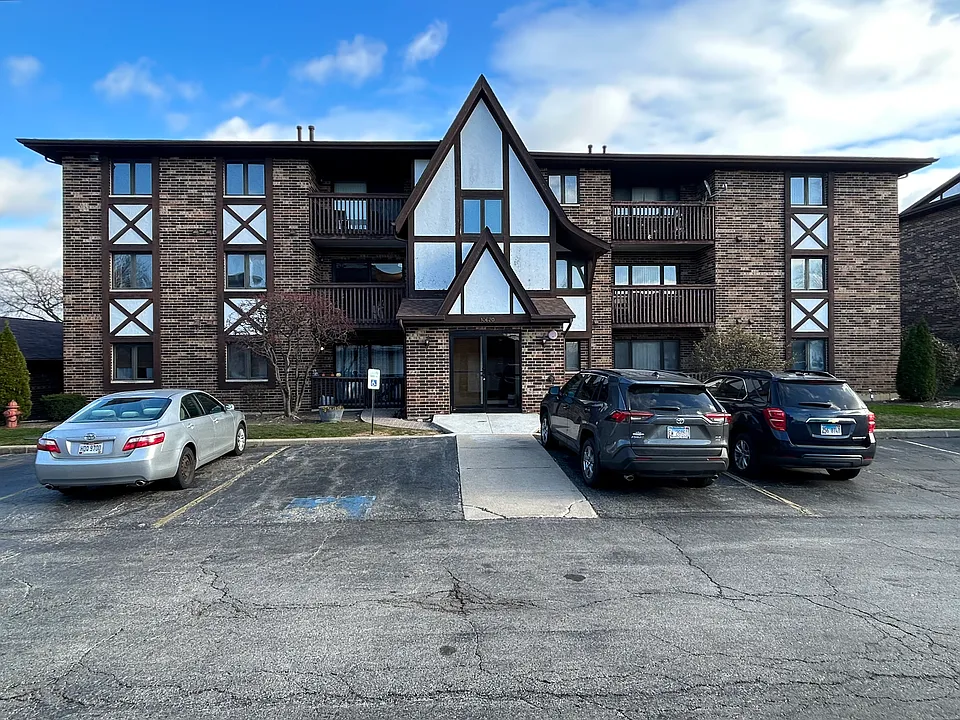 10620 Ridgeland Ave #2A