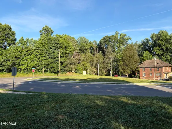 E Highland Rd, Johnson City, TN 37601