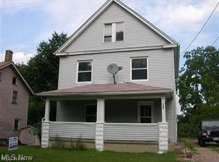 188 Marion Ave, Struthers, OH