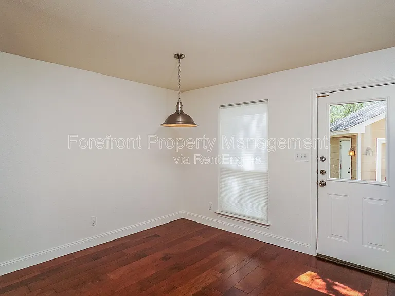 539 Willow Grove Dr — Photo 6