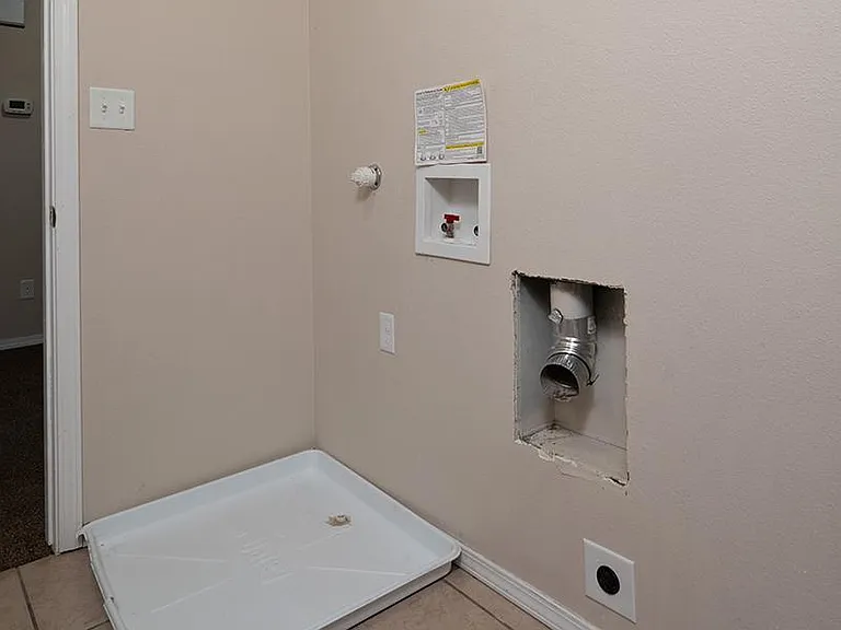 Laundry Room|3-bedroom 2-bathroom | Coronado Townhomes