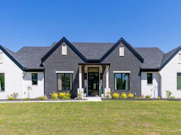 12801 Mars Hill Rd, Bauxite, AR 72011